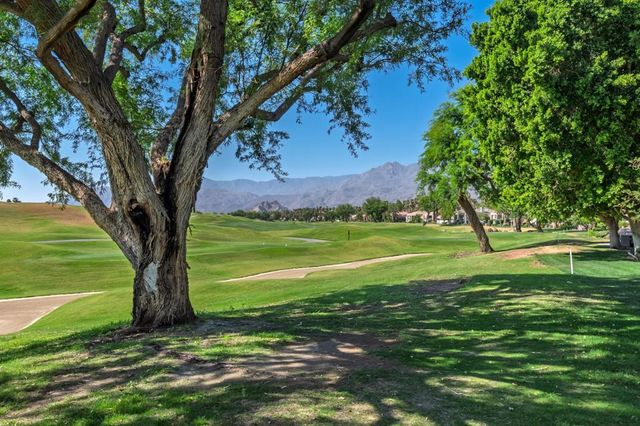 54326 Oak Tree A122, La Quinta, CA 92253