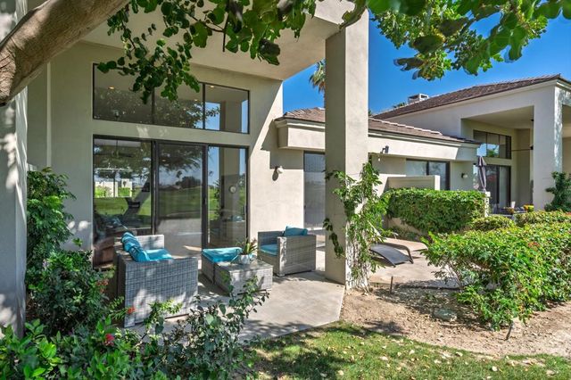 54326 Oak Tree A122, La Quinta, CA 92253