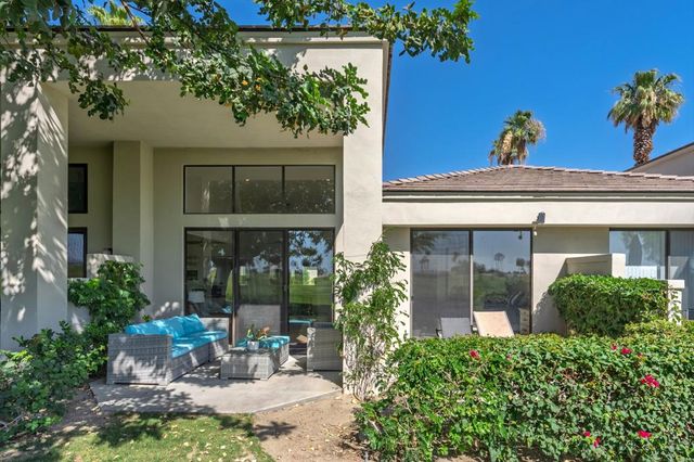 54326 Oak Tree A122, La Quinta, CA 92253