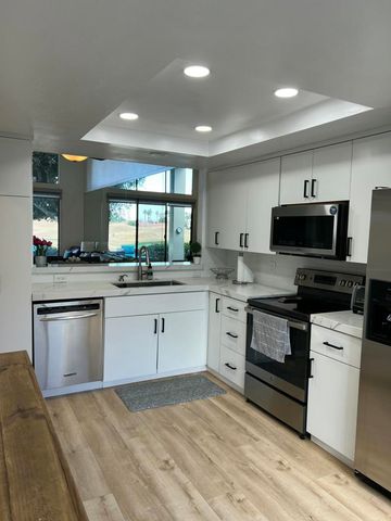 54326 Oak Tree A122, La Quinta, CA 92253