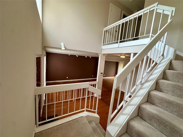 5849 Sugar Hill Drive, Houston, TX 77057
