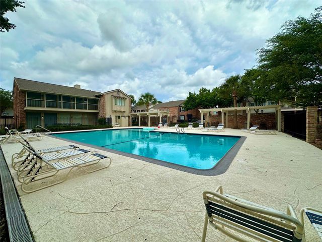 5849 Sugar Hill Drive, Houston, TX 77057