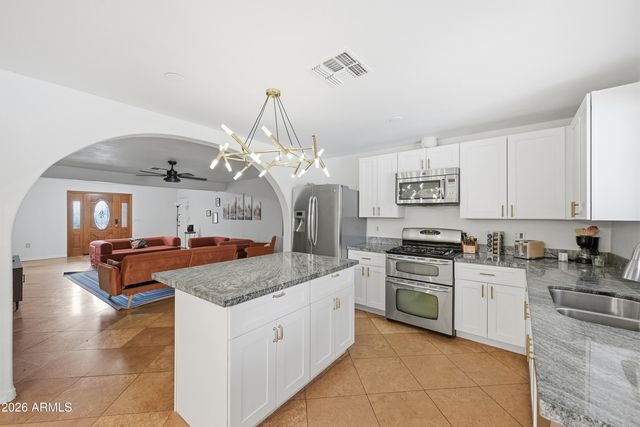 4528 E HOBART Street, Mesa, AZ 85205