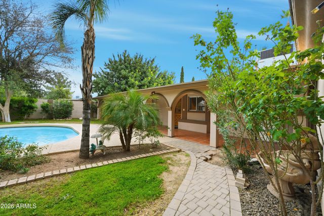 4528 E HOBART Street, Mesa, AZ 85205