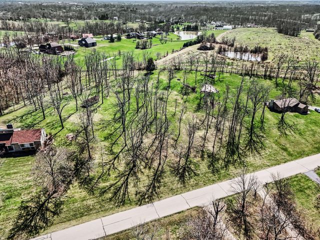 699 Aylor Lane, Walton, KY 41094