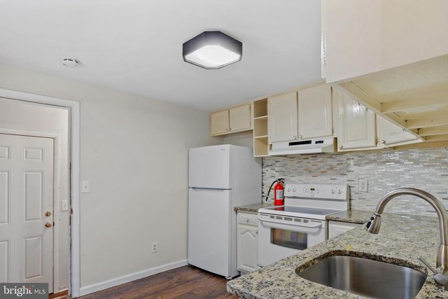 312 YORK ST, Burlington, NJ 08016