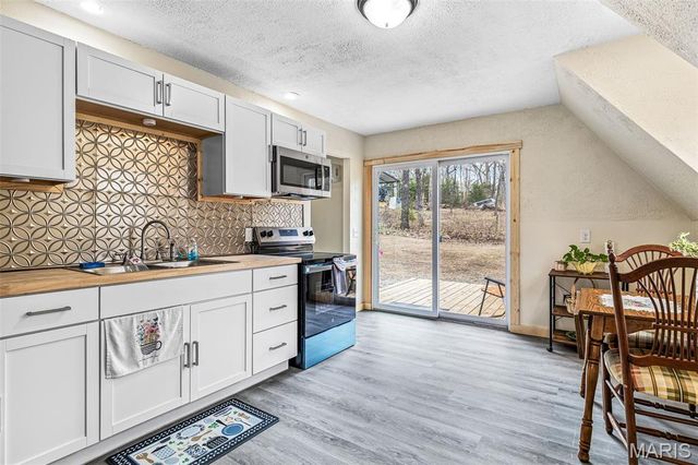 6606 Brown Eyed Susan, French Village, MO 63036
