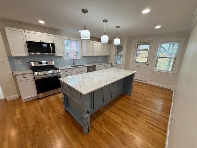 22 Sweetser S 1, Wakefield, MA 01880