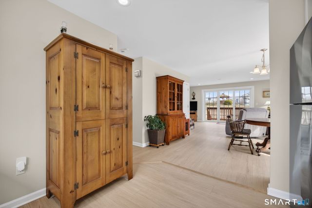 560 Silver Sands Road 904, East Haven, CT 06512