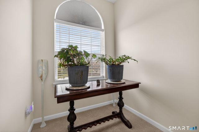 560 Silver Sands Road 904, East Haven, CT 06512