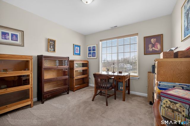 560 Silver Sands Road 904, East Haven, CT 06512