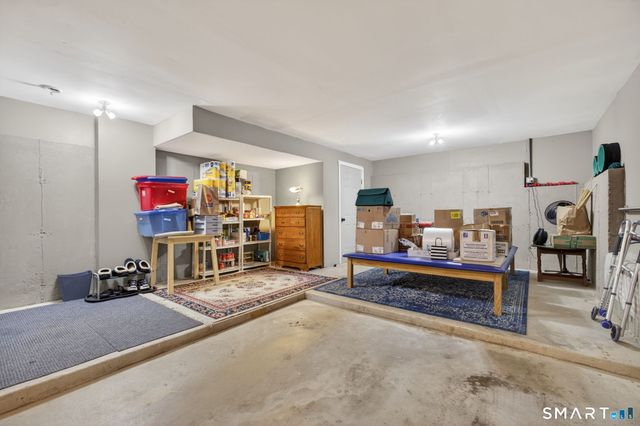 560 Silver Sands Road 904, East Haven, CT 06512