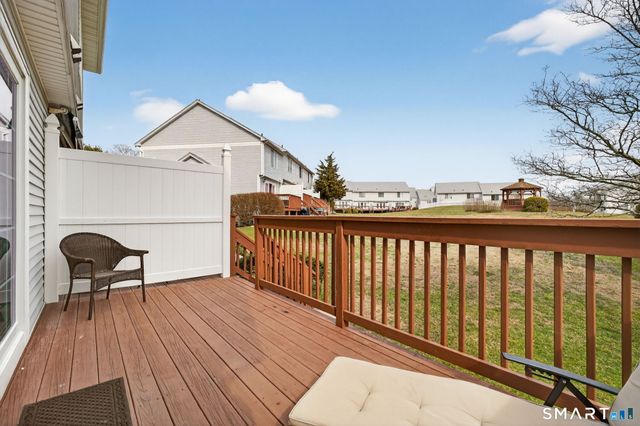 560 Silver Sands Road 904, East Haven, CT 06512