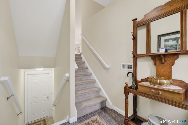 560 Silver Sands Road 904, East Haven, CT 06512