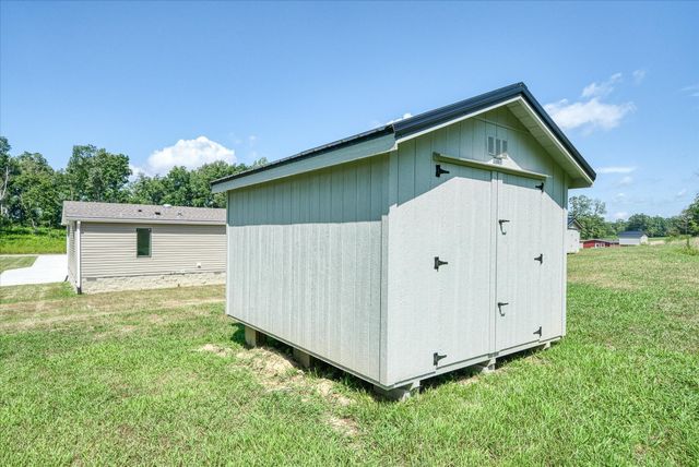 1740 Anna Maria Ln, Cookeville, TN 38501