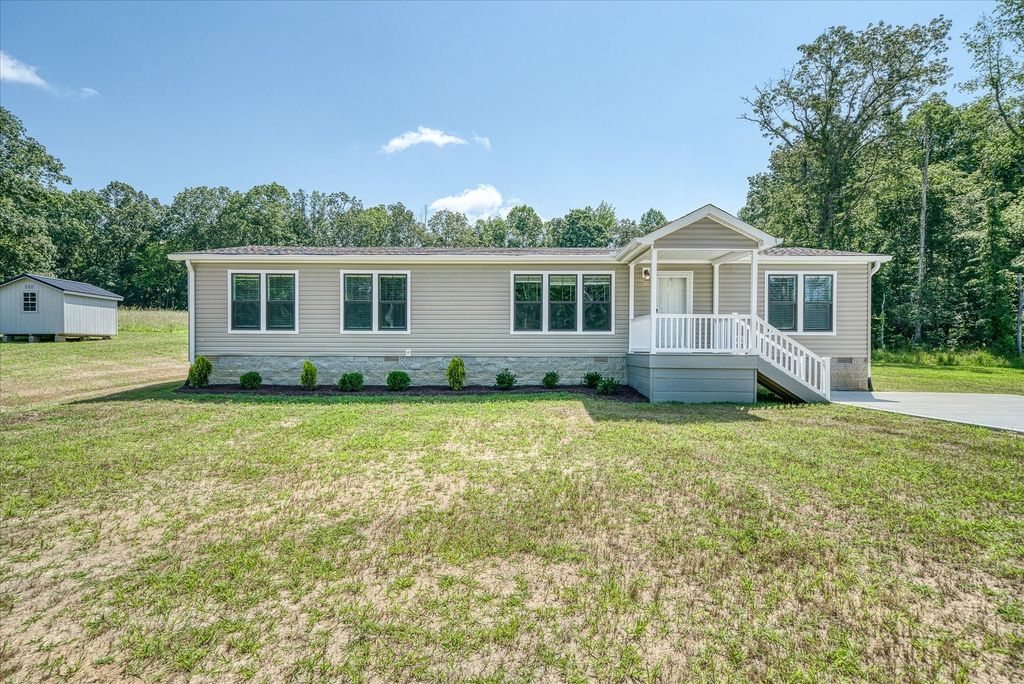 1740 Anna Maria Ln, Cookeville, TN 38501