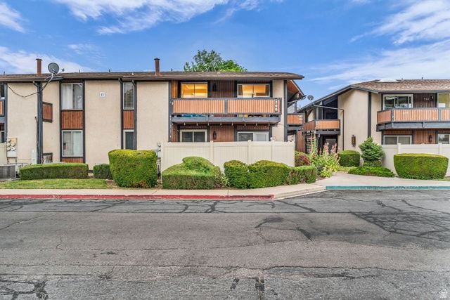 200 W GARDEN PARK DR, Orem, UT 84057