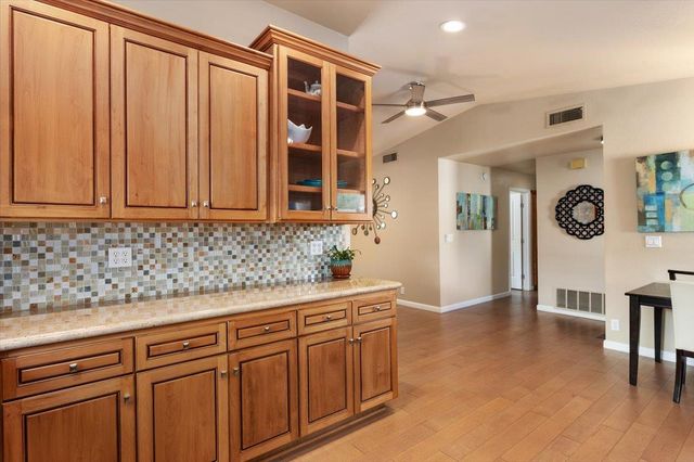 8678 Pardillo Ave, Orangevale, CA 95662