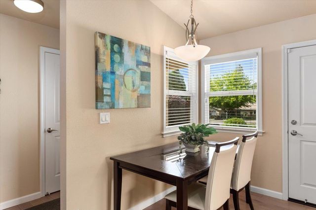 8678 Pardillo Ave, Orangevale, CA 95662