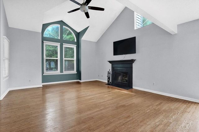 2155 Towne Manor Drive NW, Kennesaw, GA 30144