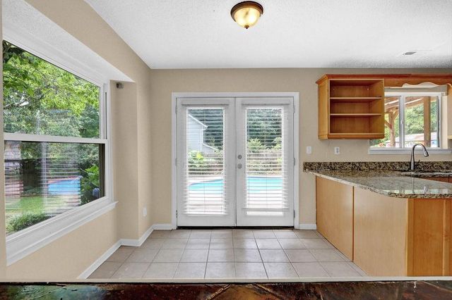 2155 Towne Manor Drive NW, Kennesaw, GA 30144