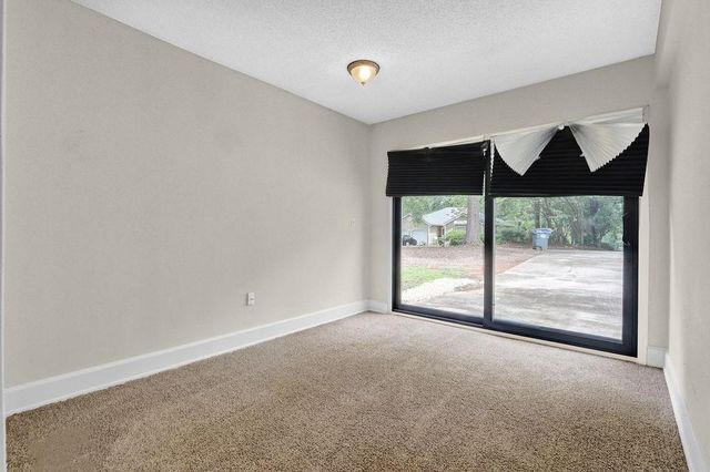 2155 Towne Manor Drive NW, Kennesaw, GA 30144