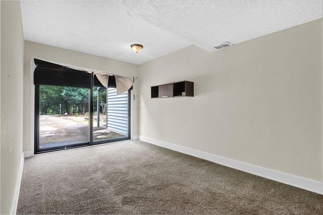 2155 Towne Manor Drive NW, Kennesaw, GA 30144