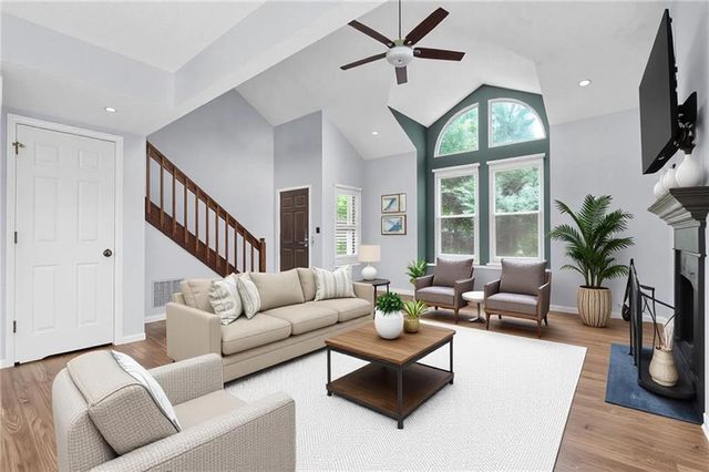 2155 Towne Manor Drive NW, Kennesaw, GA 30144