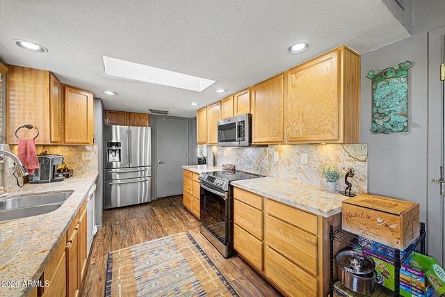 10189 W PINEAIRE Drive, Sun City, AZ 85351