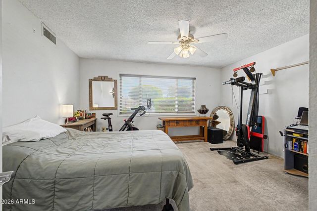 10189 W PINEAIRE Drive, Sun City, AZ 85351