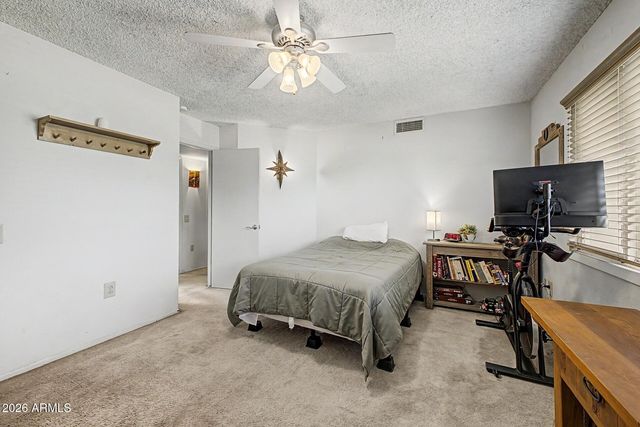 10189 W PINEAIRE Drive, Sun City, AZ 85351