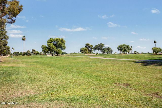 10189 W PINEAIRE Drive, Sun City, AZ 85351