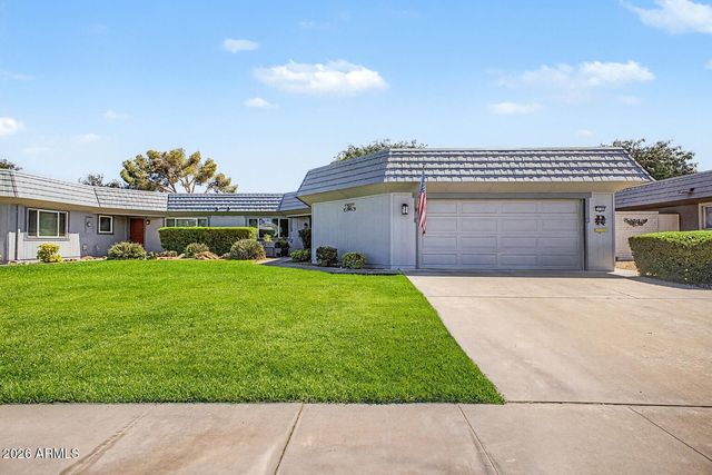 10189 W PINEAIRE Drive, Sun City, AZ 85351