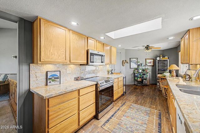 10189 W PINEAIRE Drive, Sun City, AZ 85351
