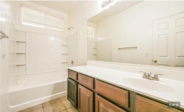 7002 S 40th Lane, Phoenix, AZ 85041