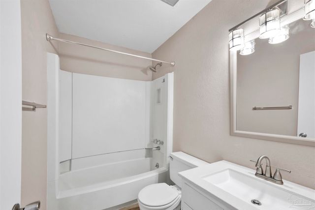 4344 Langley Ave B 202, Pensacola, FL 32504