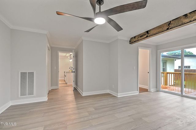 1527 Gray Station Sulpher Springs Road, Jonesborough, TN 37659