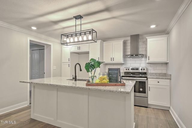 1527 Gray Station Sulpher Springs Road, Jonesborough, TN 37659