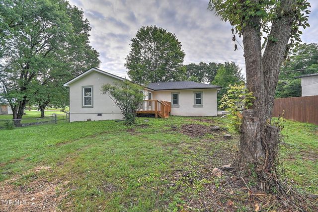 1527 Gray Station Sulpher Springs Road, Jonesborough, TN 37659