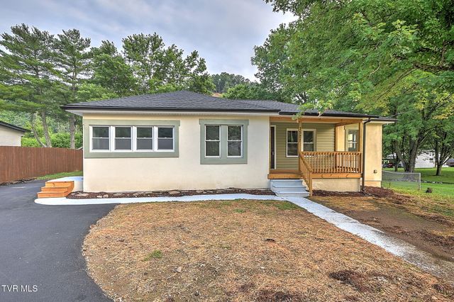 1527 Gray Station Sulpher Springs Road, Jonesborough, TN 37659