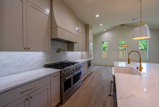 3250 Lancelot Drive, Dallas, TX 75229