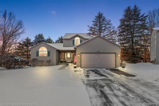 742 Feather Court, South Lyon, MI 48178