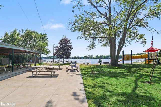 4691 Camelina Street, Commerce Twp, MI 48382