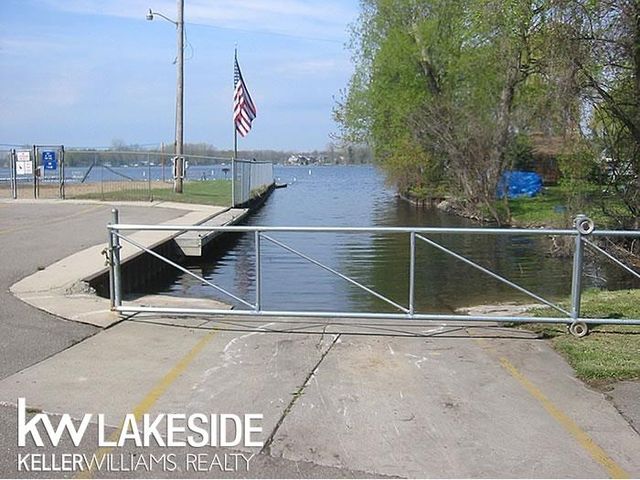 4691 Camelina Street, Commerce Twp, MI 48382