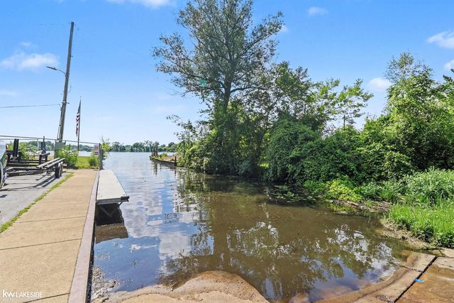4691 Camelina Street, Commerce Twp, MI 48382