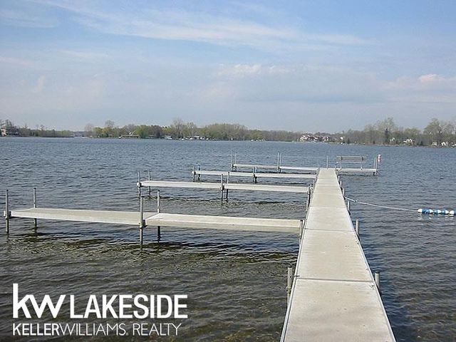 4691 Camelina Street, Commerce Twp, MI 48382
