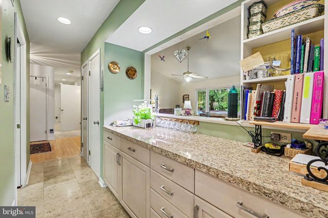 82 FAIRWAY DR, Camp Hill, PA 17011