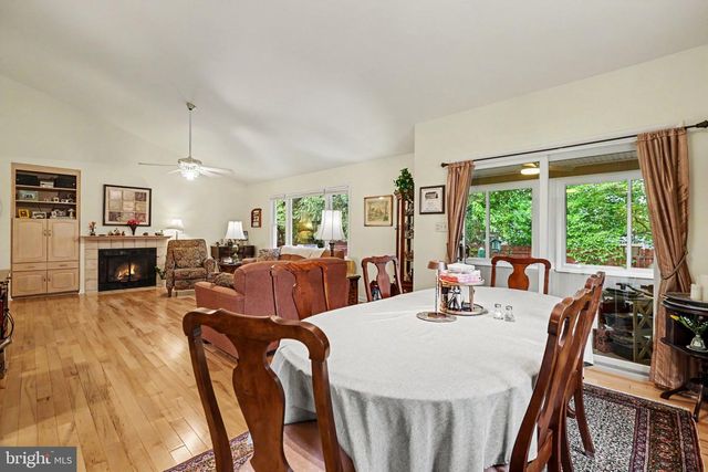 82 FAIRWAY DR, Camp Hill, PA 17011