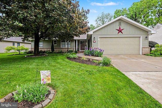 82 FAIRWAY DR, Camp Hill, PA 17011