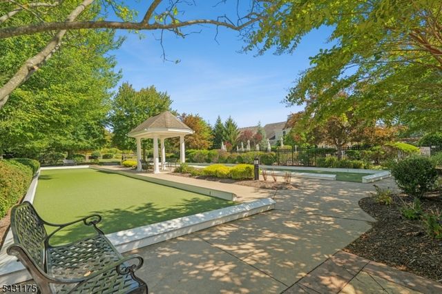 17 Lara Pl, Warren Twp., NJ 07059
